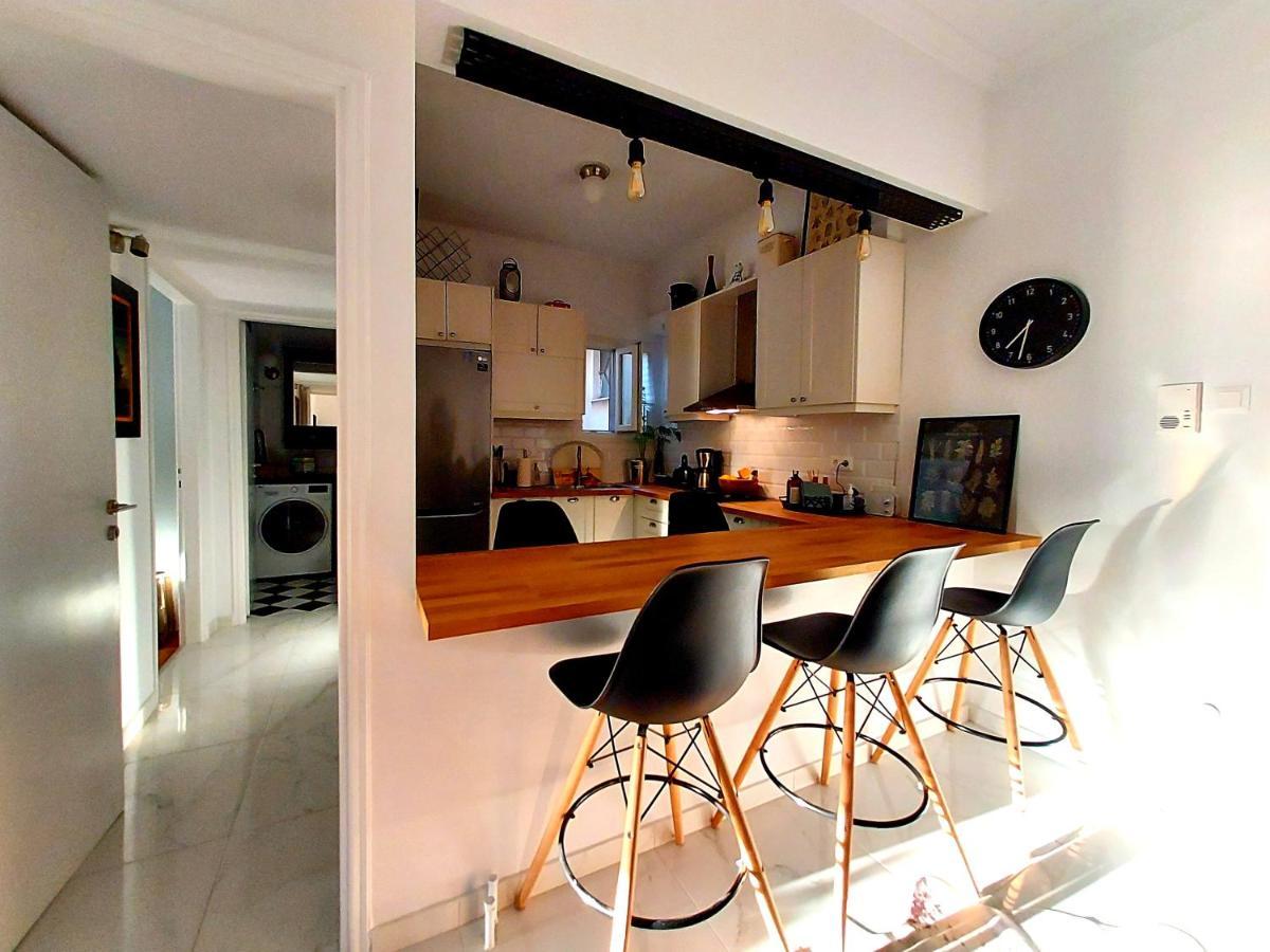 Fully Equiped Design Apartment With Excellent View/ Easy Parking Афины Экстерьер фото